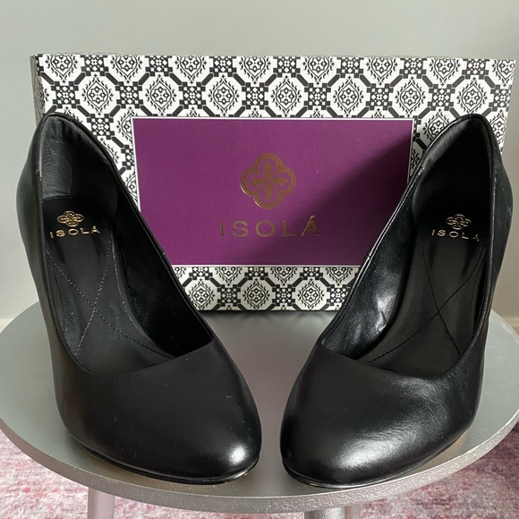 Isola Rosalie Black Leather Pumps Sz 9.5 - Picture 2 of 8